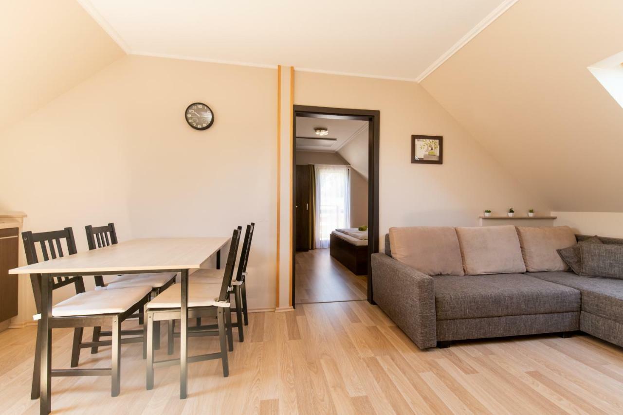 Dunazug Apartmanhaz Dömös Екстериор снимка